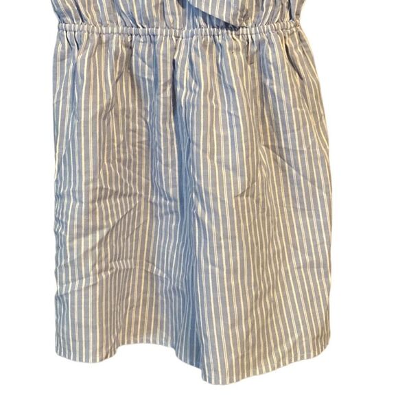 - BB Dakota Women’s Button Romper - Picture 3 of 4